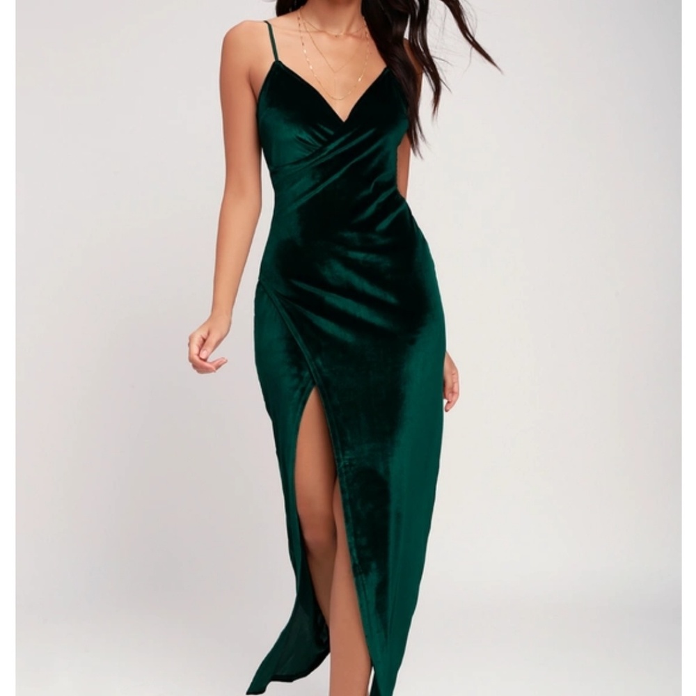 Lulu's Green Velvet Maxi Dress XS